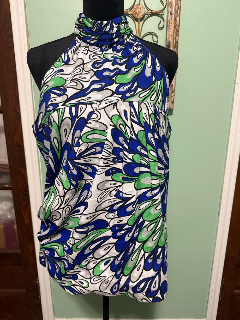 New York & company blue green paisley sleeveless top large